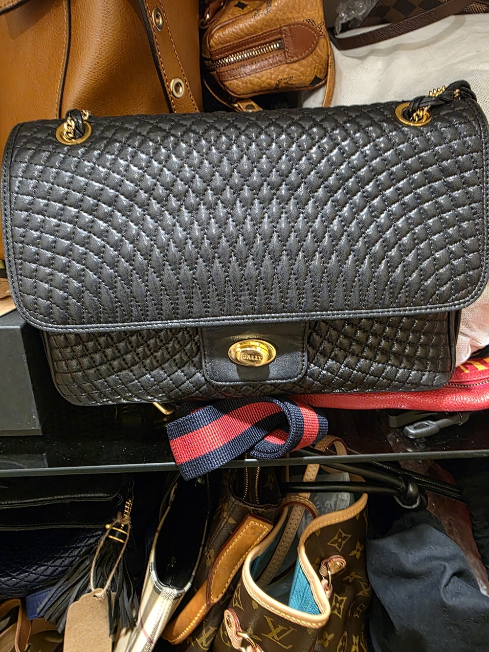 Black Quilted Shoulder Bag with Gold Hardware - Unbranded